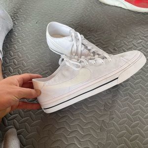 Nike low top casual shoe. New size 13